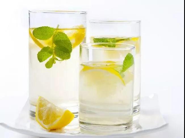 夏天多喝水對身體好？做好這一點，讓你越喝越健康！